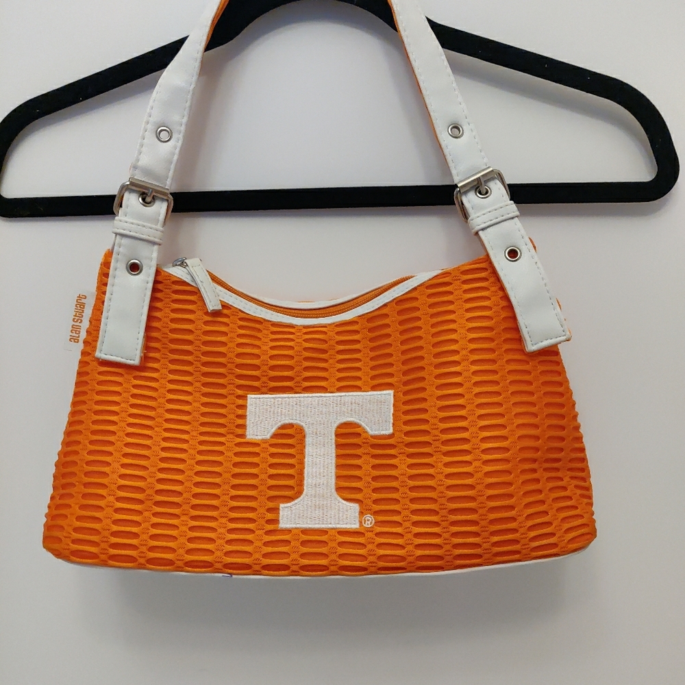 Tn. ~ Purse ~ Alan Stuart